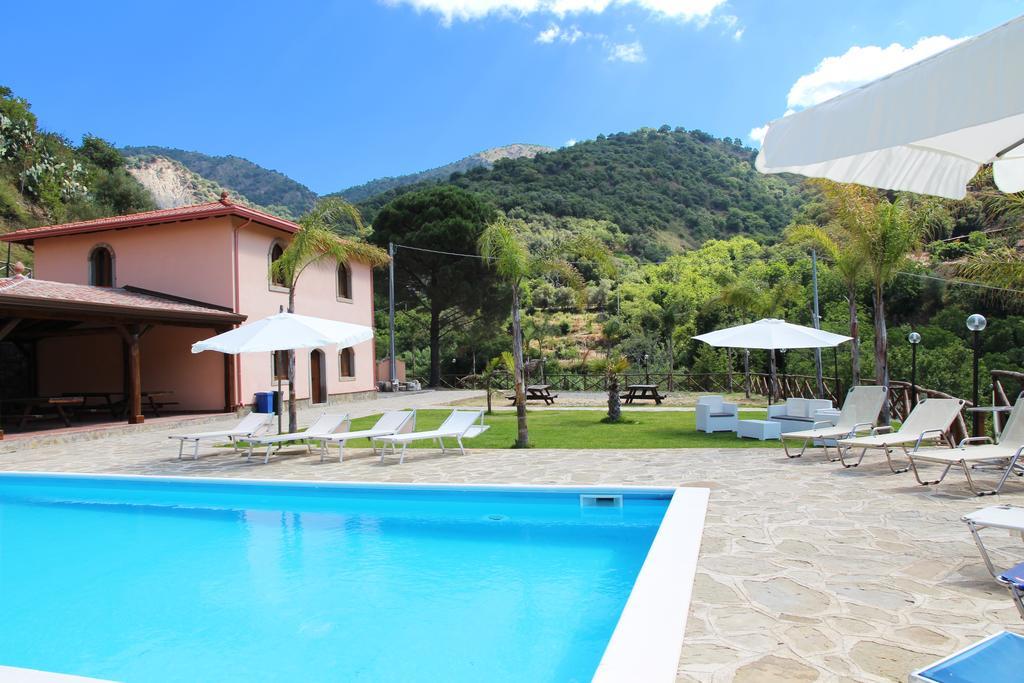 Profetina Village Motta Camastra Exterior photo