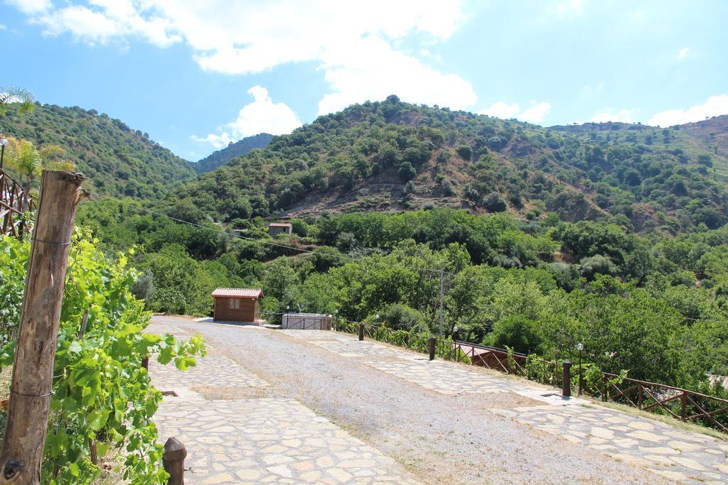 Profetina Village Motta Camastra Exterior photo